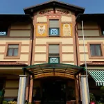 Vald Hotel