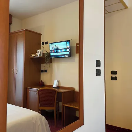 Hotel Vald Val della Torre